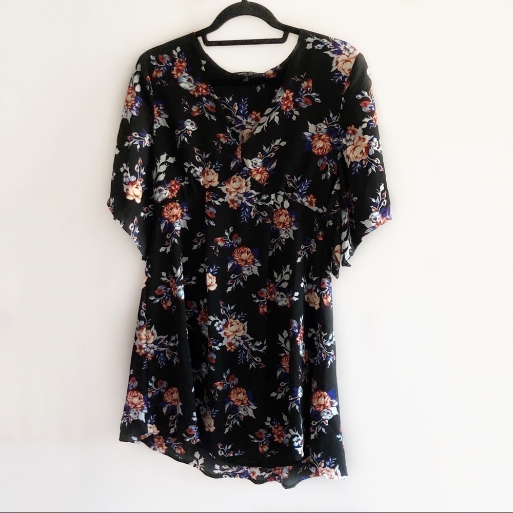 Romeo & Juliet Couture black floral mini dress